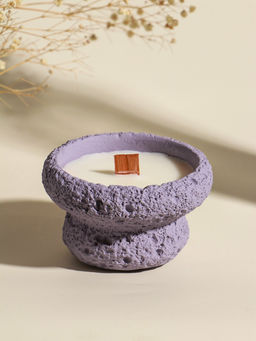 Свеча в вулканическом подсвечнике "Чаша" деревянный фитиль, сиреневая 9,3х9,3х5,5 см