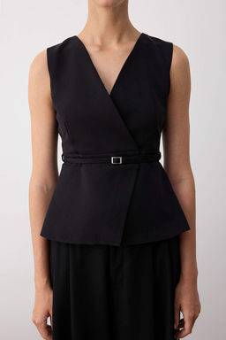 Siyah Fitted Kemerli Anvelop Kapamal? Yelek TWOAW26YE00029