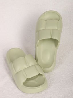 Оливковые женские шлепанцы модные