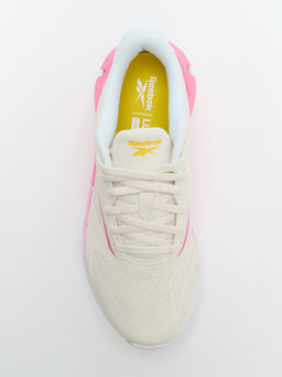 Женские кроссовки REEBOK ZIG DYNAMICA 5 Артикул 4271800, молочно-белый