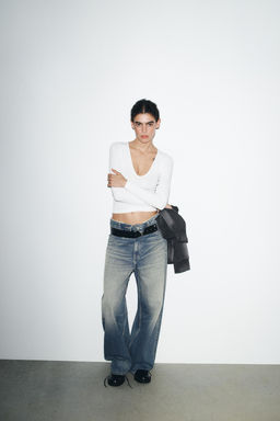 LONG SLEEVE RIBBED TOP