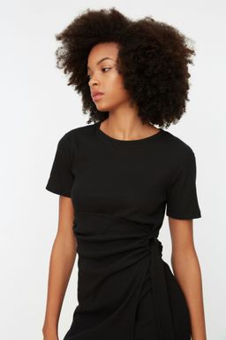 TRENDYOLMILLA Siyah Baglama Detayl? Bisiklet Yaka Triko Gorunumlu Mini Orme Elbise TWOSS22EL0751 фото 3