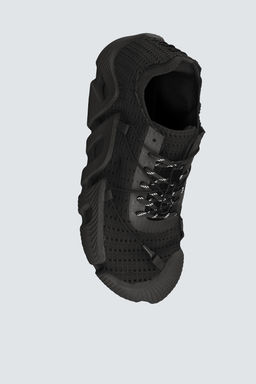 IRREGULAR SOLE TRAINERS