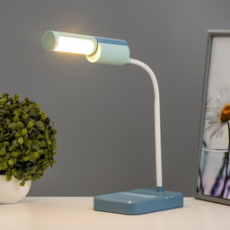Настольная лампа «Лансер» LED 3.5 Вт USB АКБ сине-лазурный 11×15×45 см RISALUX