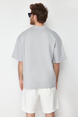 Gri Oversize/Geni_ Kesim Y_lan Nak__l_ Kal_n _nterlok T-Shirt TMNSS24TS00018 - Trendyolmilla фото 2
