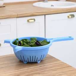 Цена за 2 шт. Дуршлаг кухонный Альт-Пласт, 1.6 л, d=19 см, пластик, МИКС