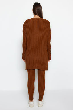 Koyu Kahverengi Genis Kal?p Triko Alt-Ust Tak?m TWOAW22AU0039