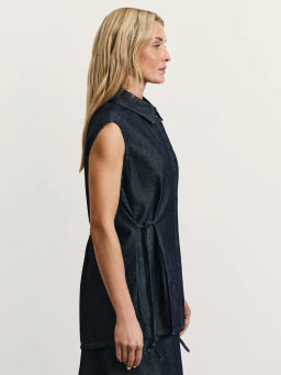 Джинсовая рубашка без рукавов / Zarina  фото 4