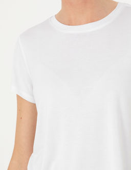 Beyaz Regular Fit Basic Ti__rt