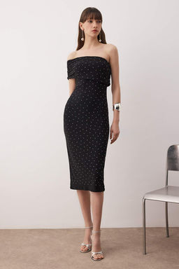 Siyah Tas Bask?l? Tek Omuz Orme Midi Astars?z Elbise TPRAW26EL00061