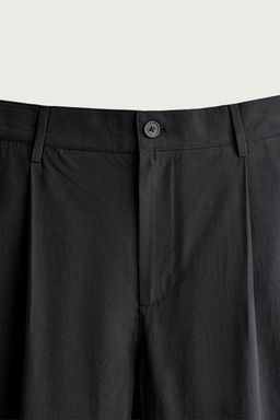 PANTAL?N RELAXED FIT FLUIDO PLIEGUES / Negro - Zara фото 5