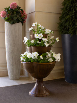 Кашпо 3-х ярусное "Водопад" Бр 8. 231 орех