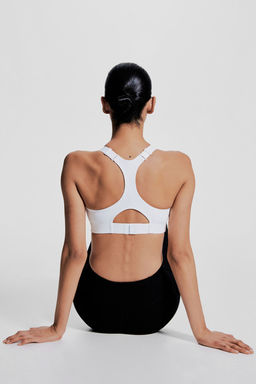Sujetador de deporte en ShapeMove High Support - H&m фото 4