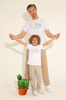 Мужская белая футболка