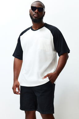 TRENDYOL MAN Buyuk Beden Ekru Oversize Cepli Renk Bloklu %100 Pamuklu T-Shirt TMNSS24BF00044 - Trendyolmilla фото 3