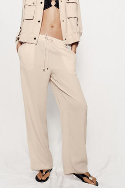 PANTAL?N FLUIDO CINTURA EL?STICA / Beige - Zara фото 3