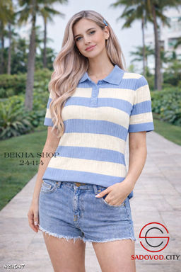 Женская футболка-поло в полоску