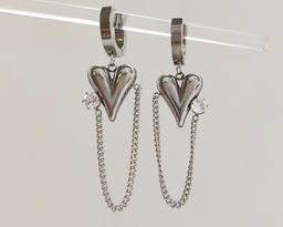 Серьги из стали