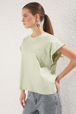 TRENDYOLMILLA Antrasit %100 Pamuk Relaxed/Rahat Kal?p Cep Detayl? Orme T-Shirt TWOSS25TS00085  фото 2