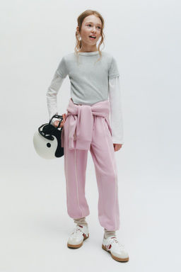 MODAL JOGGER TROUSERS, CHARACTERISTICS