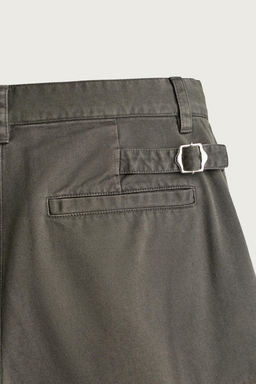 BERMUDA CARGO RELAXED FIT TRABILLAS / Khaki oscuro - Zara фото 4