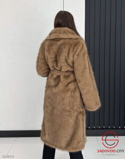 Шуба женская с искусственным мехом