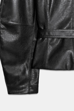 CHAQUETA CINTUR?N EFECTO PIEL / Negro / Blanco - Zara фото 7