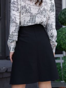 ТРиКА юбка расклешенная от пояса к низу, на подкладке