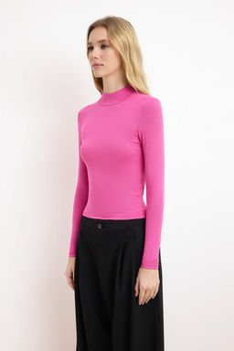 Fusya Duz Fitted Asimetrik Yaka Dusuk Kol Kolsuz Aksesuar Detayl? Esnek Orme Bluz TWOSS26BZ00352