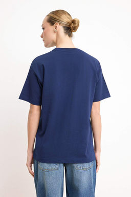 Lacivert %100 Kal?n Pamuklu Oversize/Genis Kal?p Bisiklet Yaka Orme T-Shirt TWOSS23TS00040