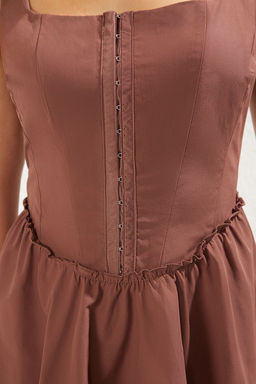 TRENDYOLMILLA Kahverengi A-Kesim Poplin Dokuma K?sa S?k Elbise TPRSS25EL00009  фото 4