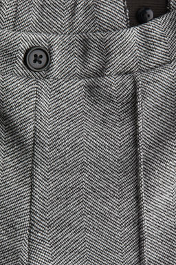 Pantal?n de vestir en sudadera