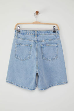 TRENDYOLMILLA Ac?k Mavi Pacas? Y?rtmac Detayl? Denim Bermuda TWOSS25SR00148  фото 7