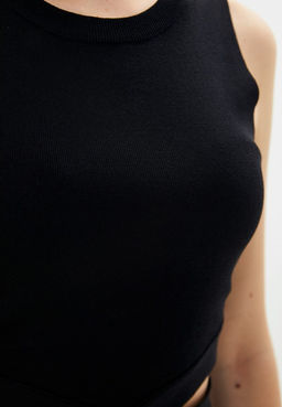 Укороченный топ без рукавов - Incity фото 18