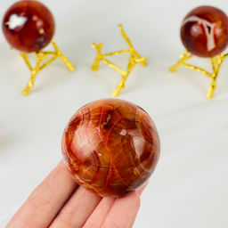Шар из Сердолика на подставке