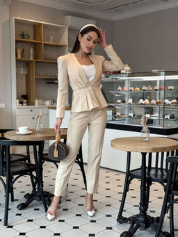 Жакет AURA 1124-170-Р кремовый