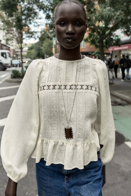 ROMANTIC ENTREDEUX BLOUSE - Zara фото 2