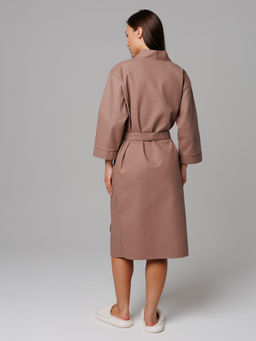 Женский укороченный вафельный халат с планкой коричневый В-11 (21)