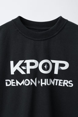 KPOP DEMON HUNTERS NETFLIX PRINTED T-SHIRT - Zara фото 3