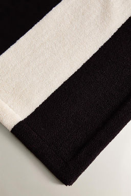 COTTON BEACH TOWEL WITH WIDE STRIPES - Zara фото 4
