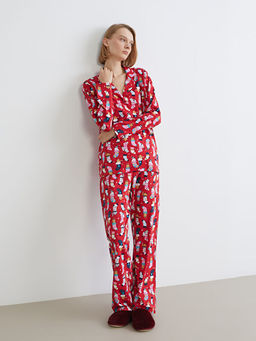 G?mlek Yaka Y?lba?? Temal? Kad?n Pijama Tak?m?