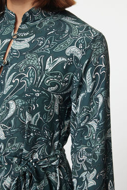 Trendyolmilla Yesil Kusakl? Sal Desen Astarl? Mini Dokuma Gomlek Elbise TWOAW25EL00163 фото 4