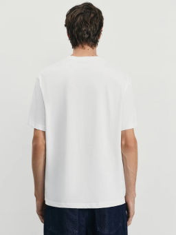 Футболка с вышивкой / Zarina