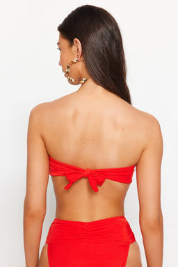 TRENDYOLMILLA Yesil Straplez Aksesuarl? Bikini Ustu TBESS22BU00001 фото 26