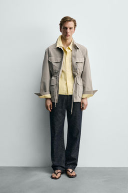 PARKA T?CNICA LIGERA / Beige claro