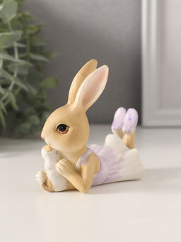 Фигурка полистоун Зайка в сиреневом сарафане с щеночком, 10?5.5?9 см