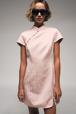 VESTIDO CORTO JACQUARD / Rosa - Zara фото 3