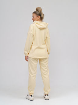 964 Костюм "Молочный"