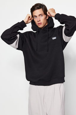 TRENDYOL MAN Gri Oversize/Genis Kesim Etiketli Renk Bloklu Ici Polarl? Sweatshirt TMNAW24SW00128 - Trendyolmilla фото 11