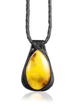 Колье из кожи Амазонка с медовым янтарём